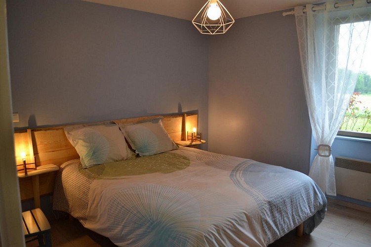 HLOAQU047V50D7T9_St Georges_Fonlèpe_Bonhoure_chambre1