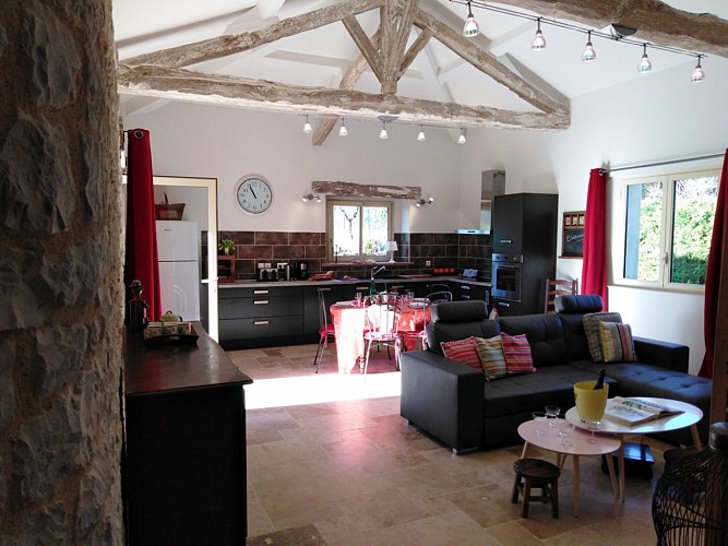 HLOAQU047V50DV6C_THEZAC_04