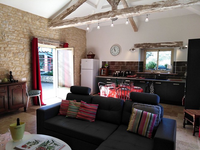 HLOAQU047V50DV6C_THEZAC_07