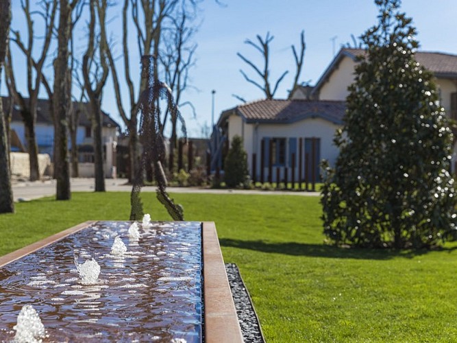 Clos-Castel-exterieur-3-2