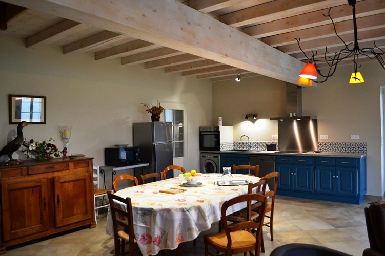 HLOAQU047V50EP3A_4850_photo12