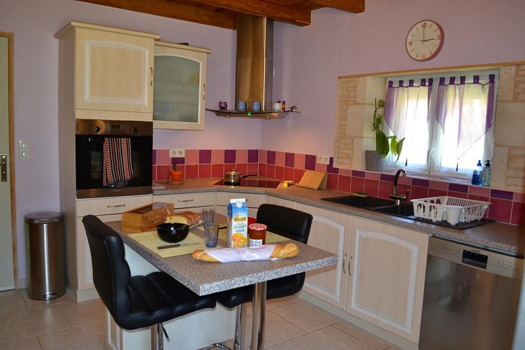 HLOAQU047V50EQDG_Saint-Front_Les Claux Haut_cuisine1