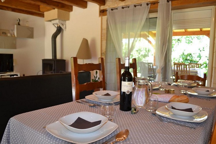 HLOAQU047V50EQDG_Saint-Front_Les Claux Haut_intérieur3