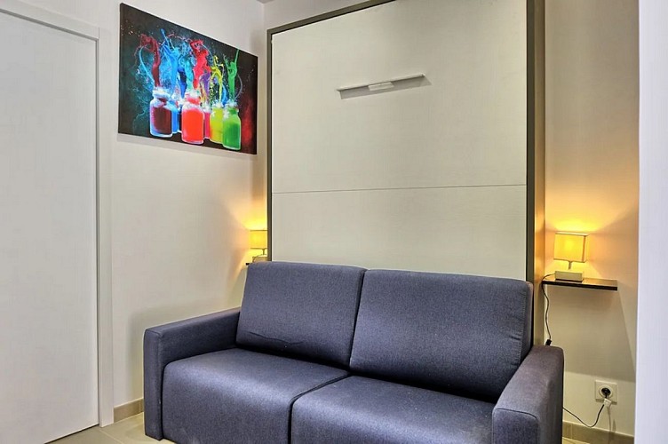 Pierres-cachées-cocooning-lit-destination-agen-tourisme