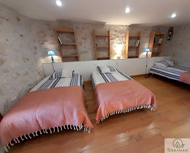 HLOAQU047V50HCR4_chambre2 pigeonnier