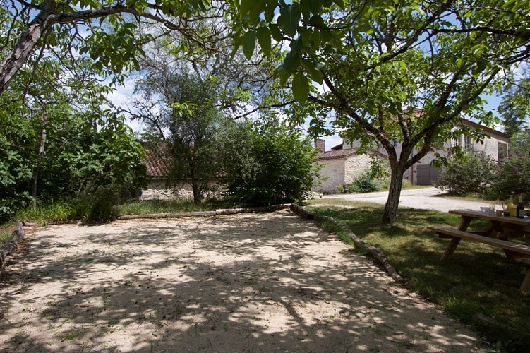 boulodrome et entrée