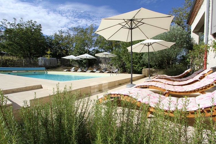 la grande piscine du Domaine