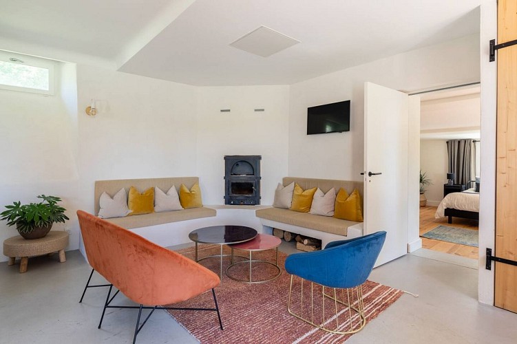 d0140ada-dd6a-46e0-9b23-88594e15cd5d