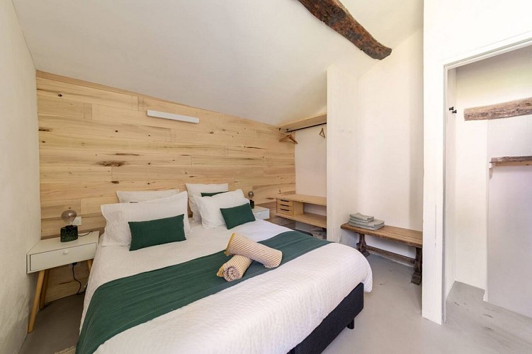 e6e0c0ad-9882-49f9-85cc-c014a71efd73