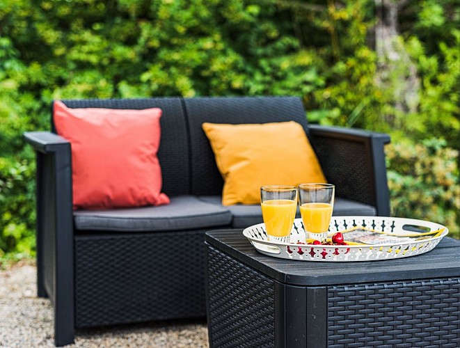 HLOAQU047V50HKWE_LGC272_SAINTHILAIREDELUSIGNAN_grande02