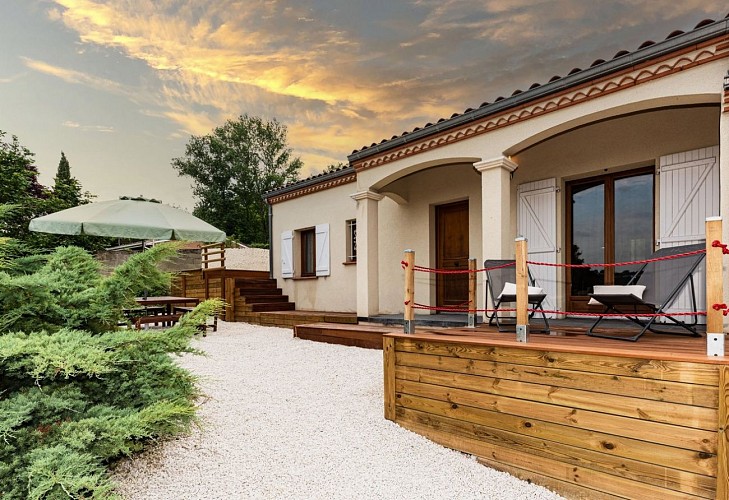 HLOAQU047V50HKWE_LGC272_SAINTHILAIREDELUSIGNAN_grande03