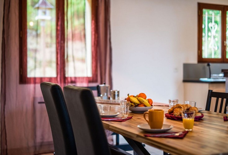 HLOAQU047V50HKWE_LGC272_SAINTHILAIREDELUSIGNAN_grande10