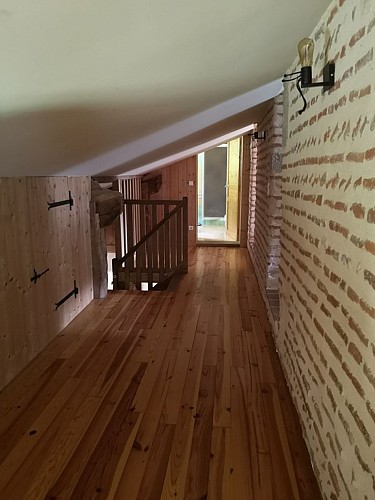 Au Temps des Cerises - Mezzanine