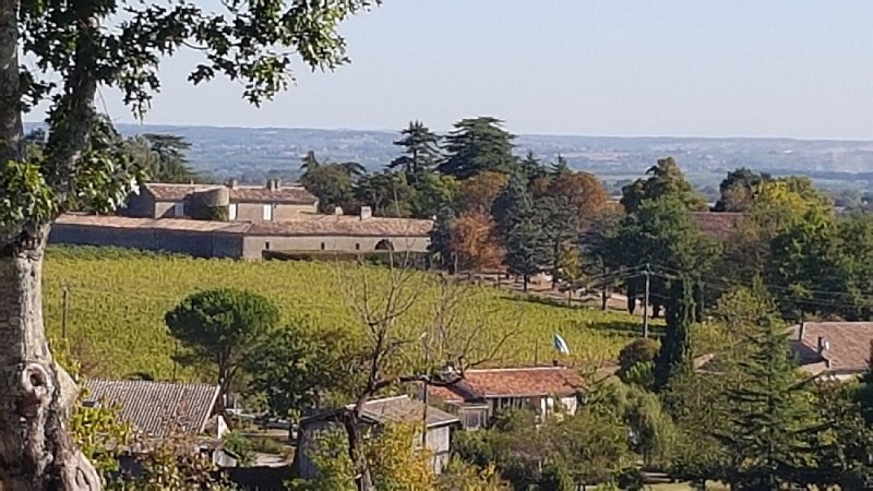 Gîte de la Ferme de Campot - vue Château Beaulieu