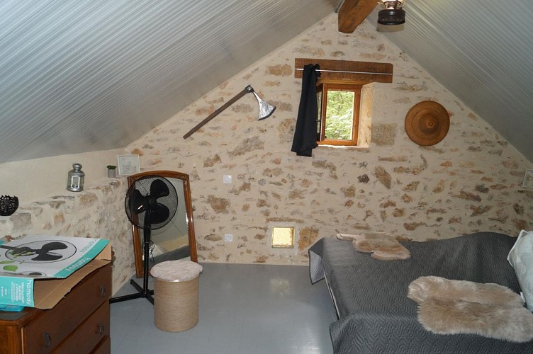 HLOAQU047V50IL16_5550_photo6