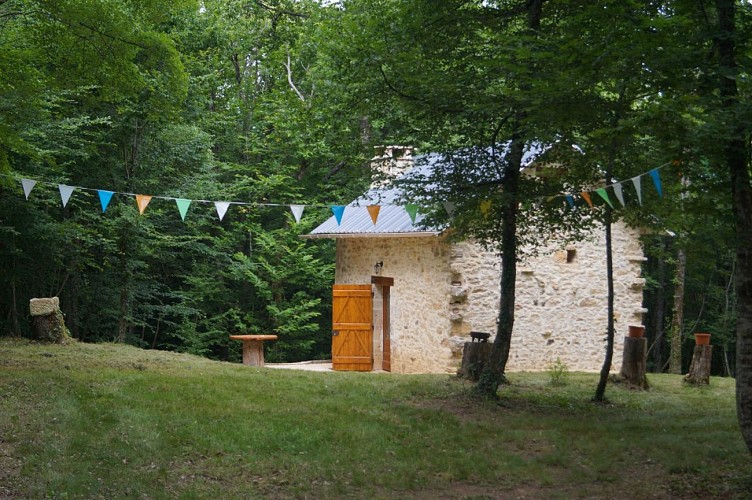 HLOAQU047V50IL16_5550_photo