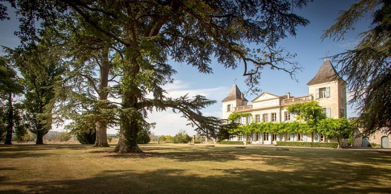 Naudou Chateau parc est