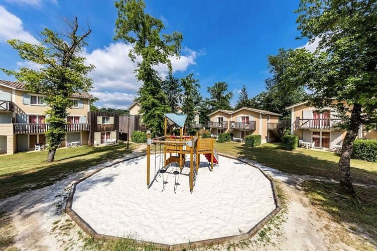 ad50437a-d71c-4dee-8dea-5cbec30d0217