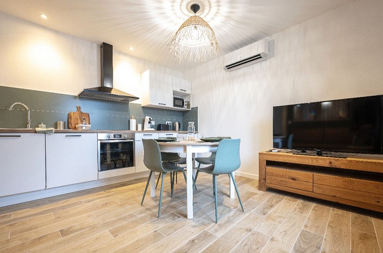 HLOAQU047V50J1M9_Casteljaloux_5700_photo1