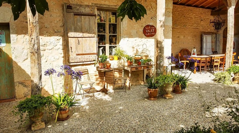 Maison Laparade_patio