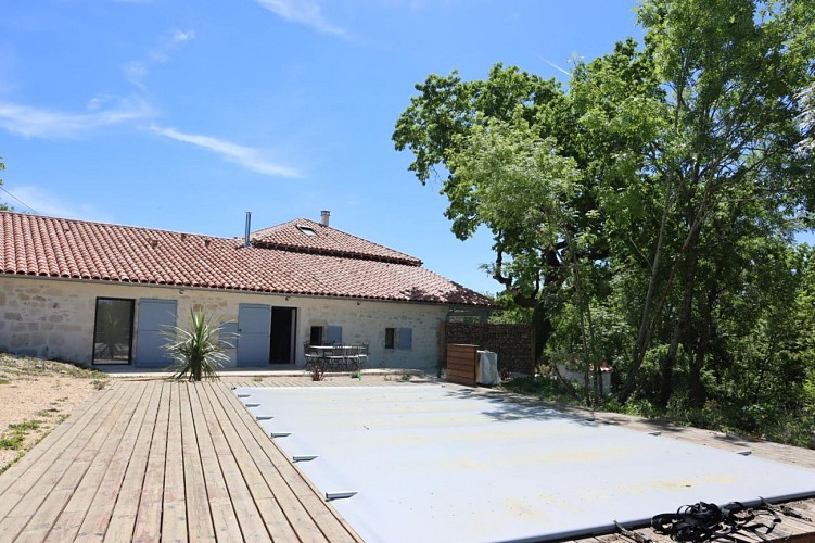 HLOAQU047V50JYHU_BEAUVILLE_5871_photo