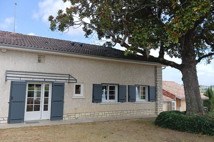 HLOAQU047V50JZJS_MONTASTRUC_02