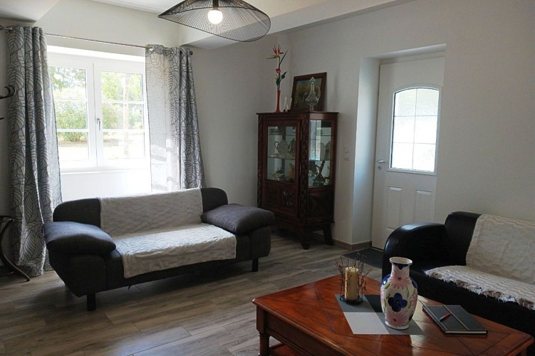 HLOAQU047V50JZJS_MONTASTRUC_06