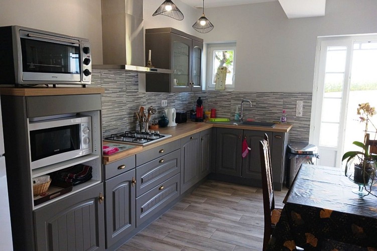 HLOAQU047V50JZJS_MONTASTRUC_05