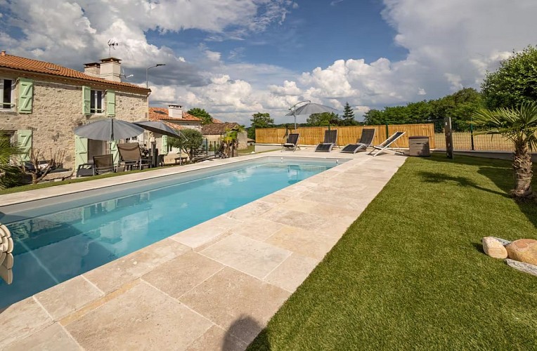 0f90d1e6-fa07-4153-8b14-e392b52f4da3