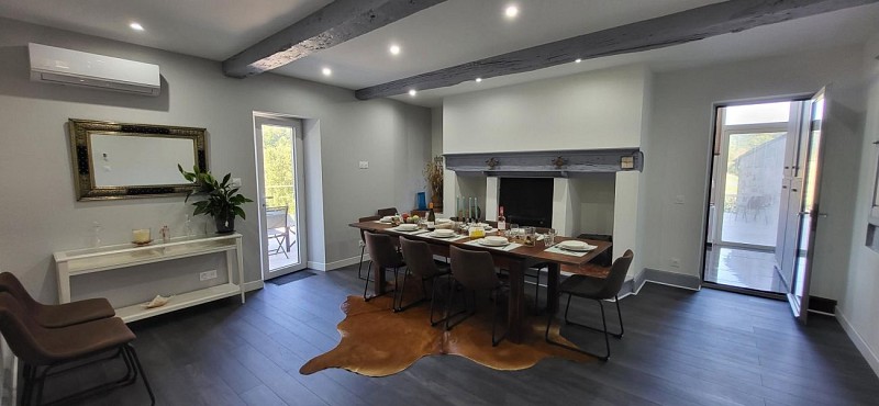 HLOAQU047V50K4NX_StHilaireDeLusignan_LaoumetChezLara_photo1