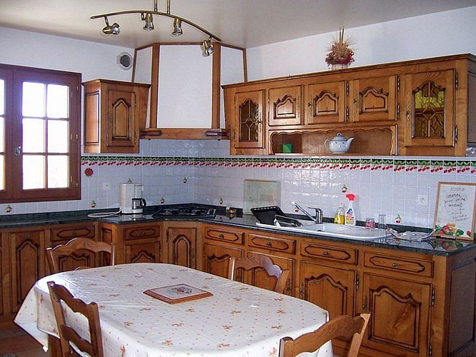 Location Lerissa - 08 - Cuisine - Caro