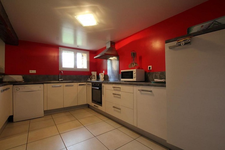 maison-lascor-cuisine-hosta