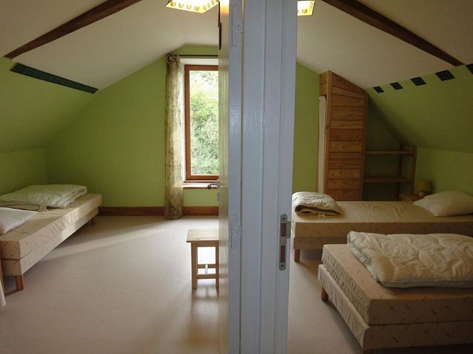 Gite-Louit---Chambre-n-2-2