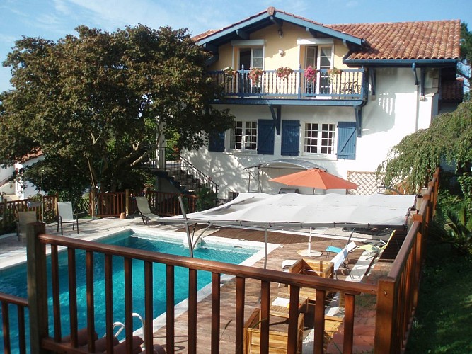 picon_piscine2_meublé_urrugne