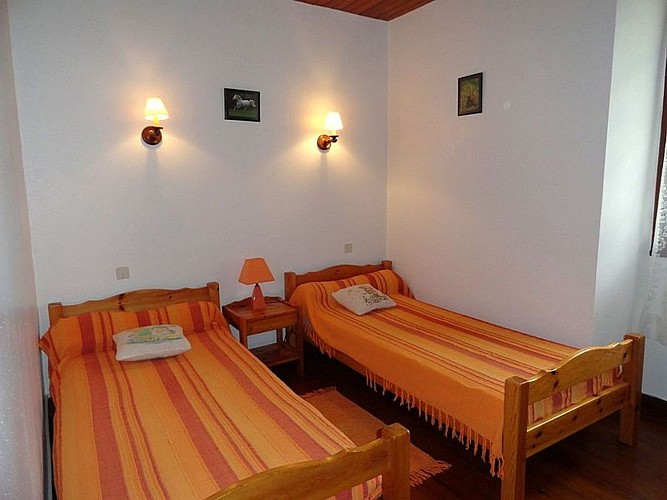 Location Parachu - Chambre 2 lits - Bidarray