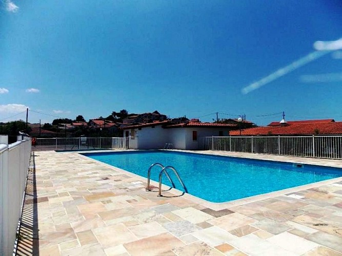 piscine de la résidence