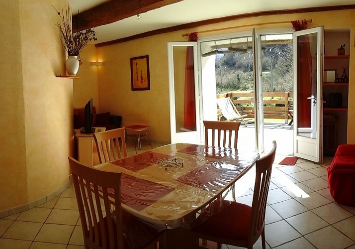 gite-geteu-piece-a-vivre