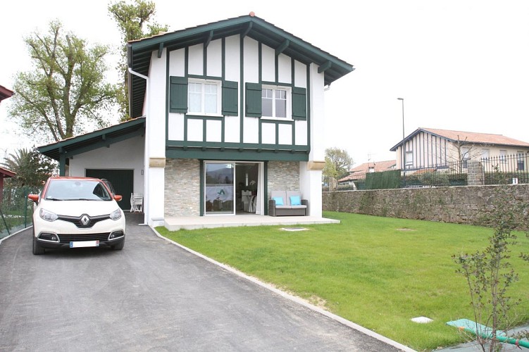 rivero-exterieur-meuble-urrugne