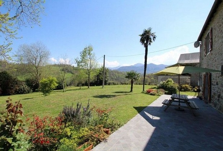 Gite Maison poumarou photo jardin