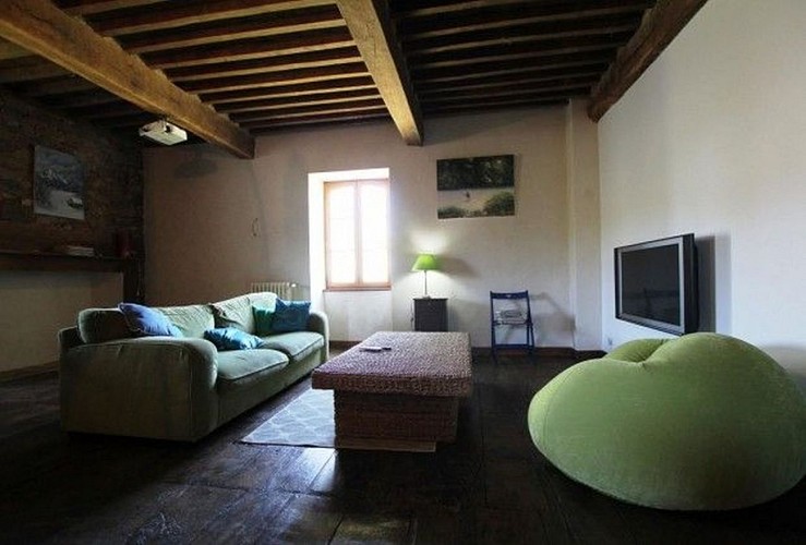 Gite Maison poumarou photo salle télé