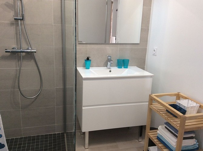 laqueche_sdb_meublé_urrugne