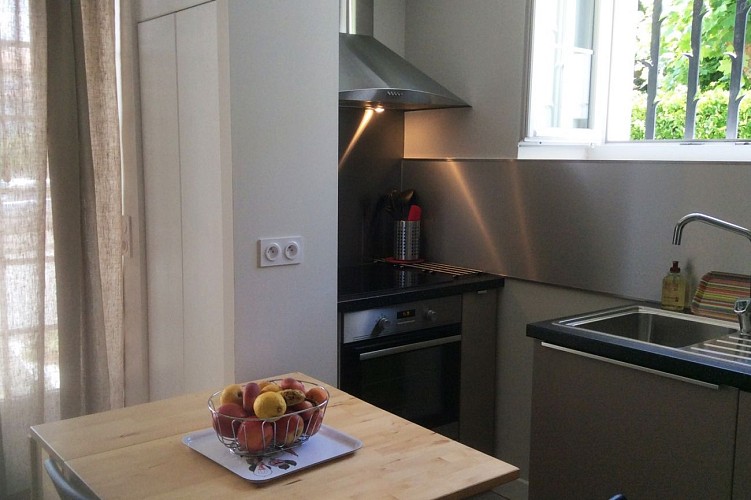 laqueche_cuisine_meublé_urrugne