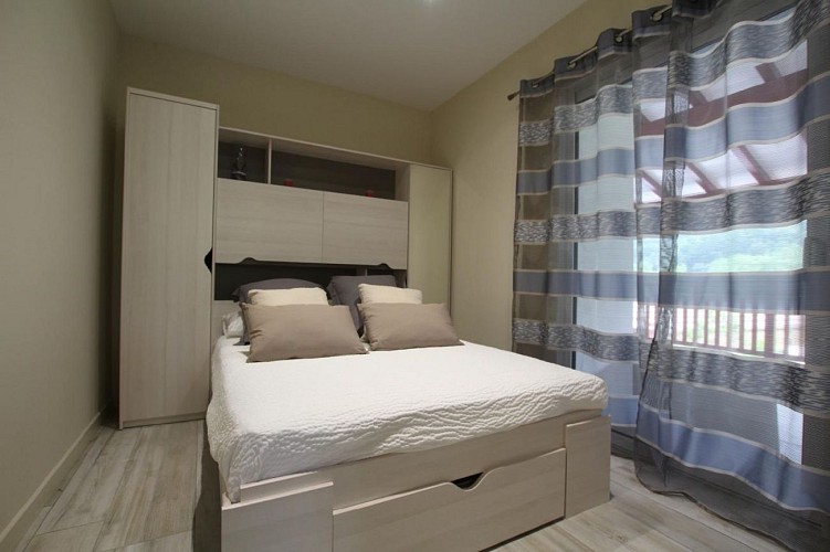 Appartement Belascain chambre lit double - Bidarray