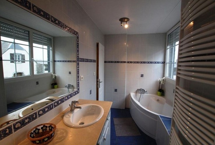 Gite La Zerque photo SDB