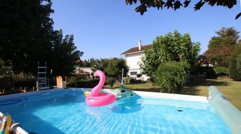 maison letchaureguy piscine saint palais