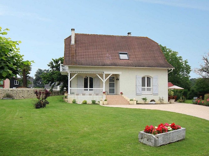 Soumoulou gite Lajus Fontaine  G121204 