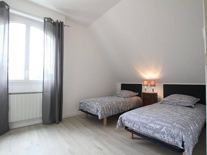 Soumoulou gite Lajus Fontaine chambre 2 G121204 