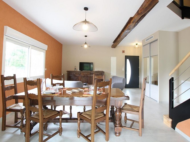 mazerolles-gite-du-luy-salle à manger G121206 crédit GDF