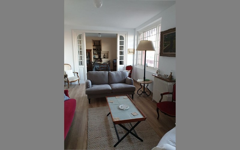 20190505-204600-resized-1440X900