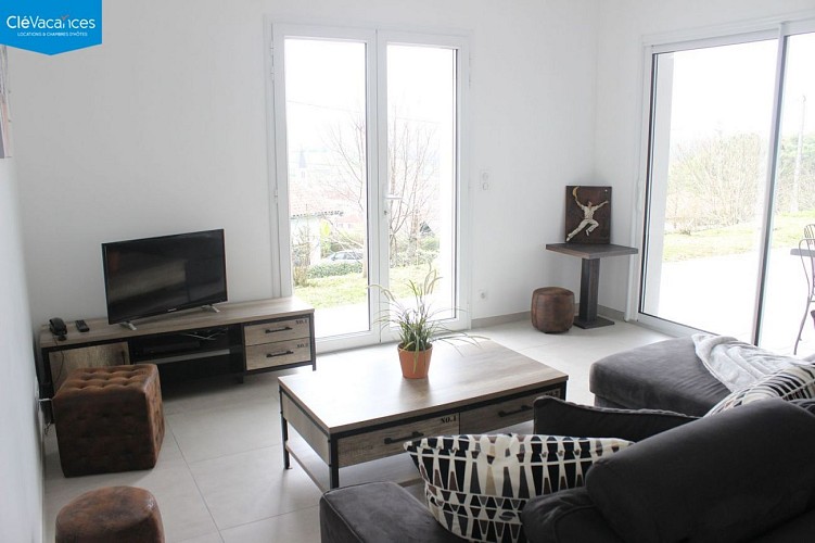 Maison-Txantxangorri-Briscous-salon